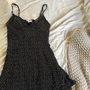 Triangle Flowy Floral Dress from LA Hearts